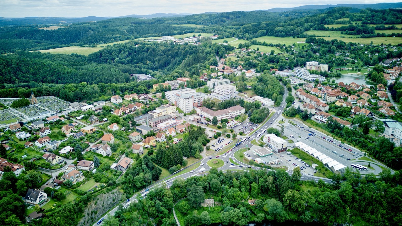 Český Krumlov – výstavba okružní křižovatky pod autobusovým nádražím - Edilizia stradale e costruzione di ponti